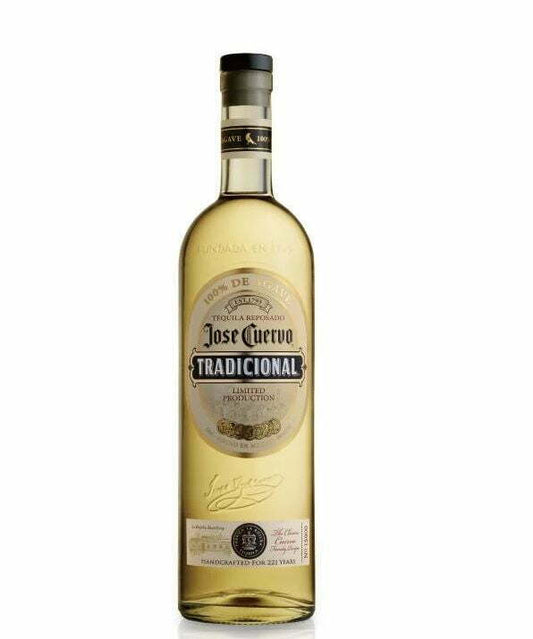 Jose Cuervo Tradicional Reposado (1x70cl) - TwoMoreGlasses.com