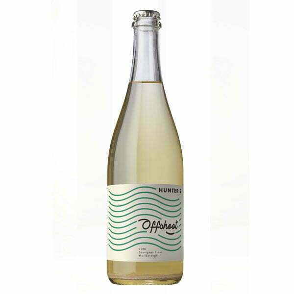 HUNTER'S WINES - Offshoot Sauvignon Blanc (Pét-Nat) 2022 (1x75cl) - TwoMoreGlasses.com