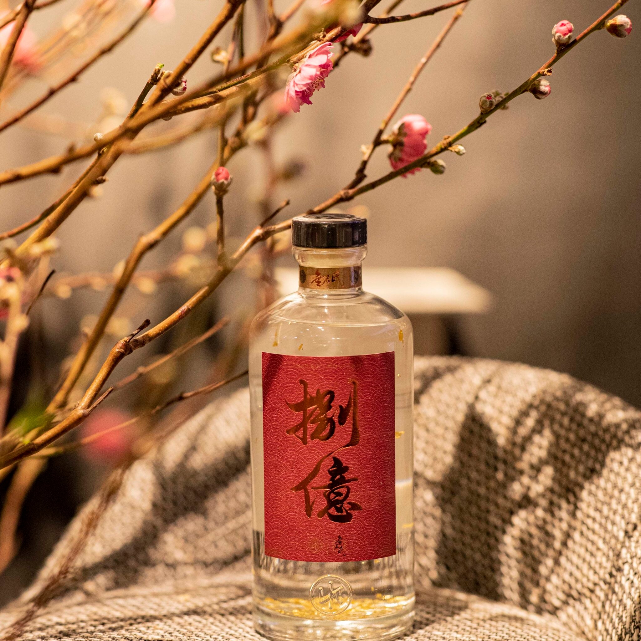 無名氏限量版「捌億」 NIP Limited Edition Gin (Made in Hong Kong) (1x50cl) - TwoMoreGlasses.com