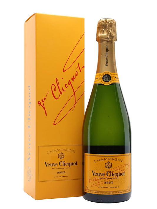 Veuve Clicquot Yellow Label with Gift Box NV (1x75cl) - TwoMoreGlasses.com
