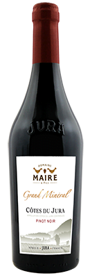 GRAND, Cotes du Jura Rouge Pinot Noir 2018 (1x75cl) - TwoMoreGlasses.com